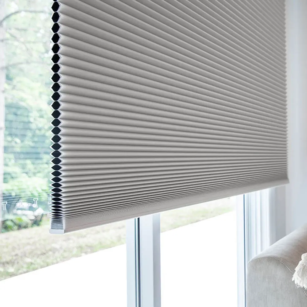Honeycomb perde — petek hücreli ısı ve ses yalıtımlı perde