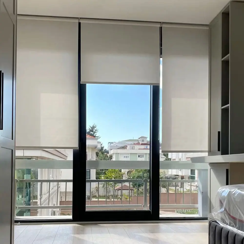 Stor perde — zincirli mekanizmalı tek parça kumaş perde